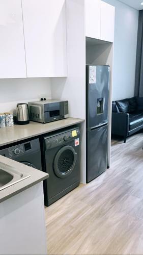 Illovo Central 1 Bedroom Apartment