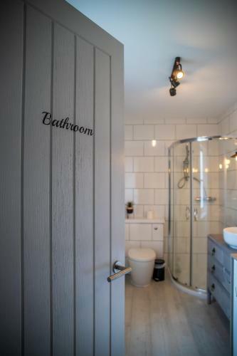 Great Glen Way Canal Side Apartment