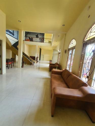 Motel Ayu Bypass Mansion