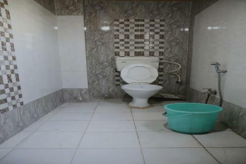 Oyo 88005 Hotel Tripathi Inn