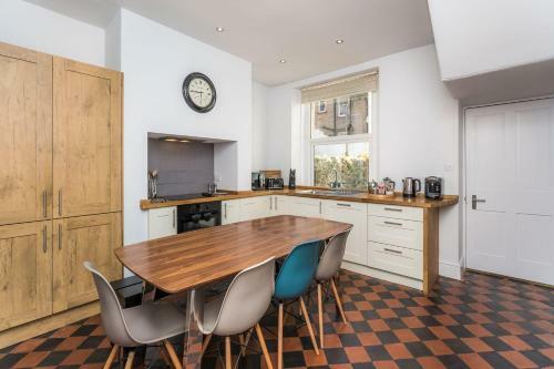 3 The Townhouse