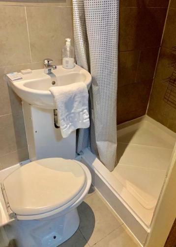 Hostal Albert Guest House