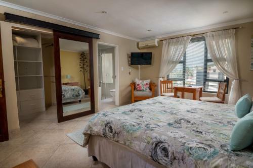 Hostal Gordon's Bay Guesthouse