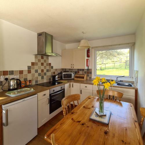 Ta Mill Cottages & Lodges - Meadowview Chalet 3