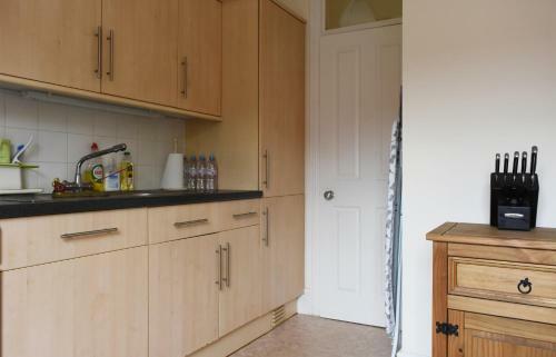 Dale Street Apartments Suite