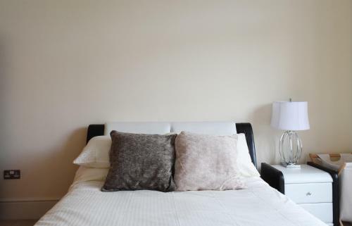 Dale Street Apartments Suite