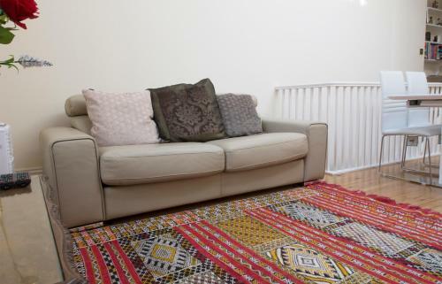Dale Street Apartments Suite