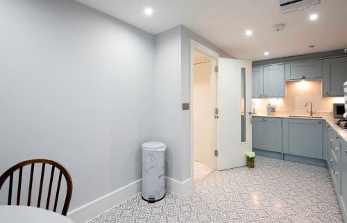 Modern Apartment In Leamington Spa City Centre