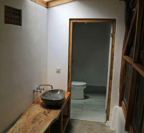 Hostal Ronia Mountain Villa Lembang