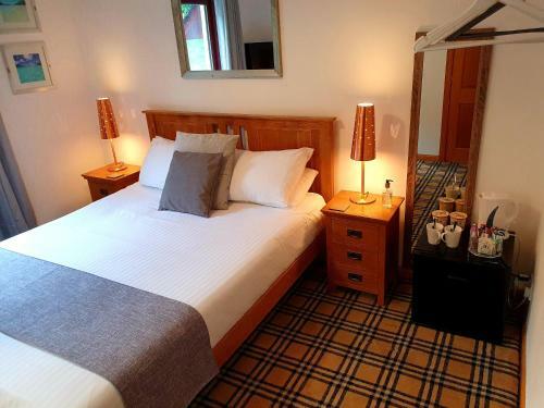 Bed & Breakfast Letterfinlay Lodge House