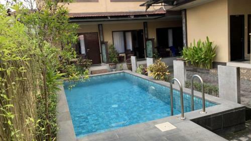 Hostal Taxa Uma Guest House