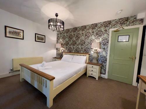 Hostal The Newmarket Hotel