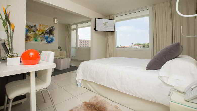On Hotels Ocean Front (only Adults)