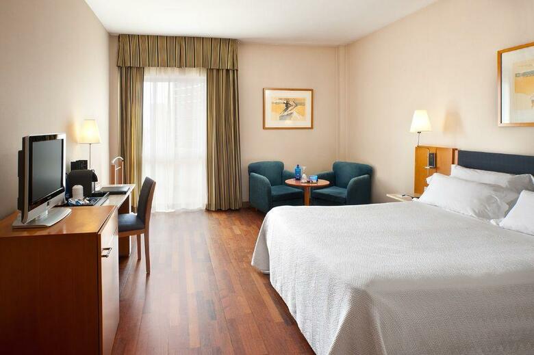 Hotel NH Luz Huelva
