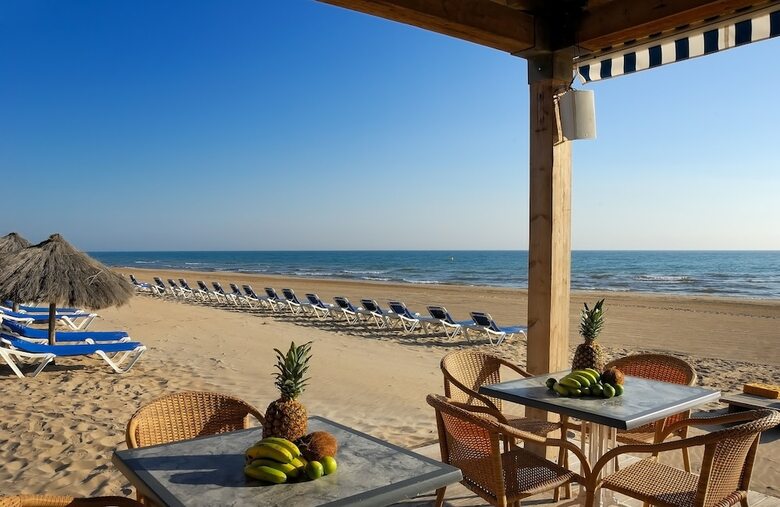 Oliva Nova Golf Beach & Golf Hotel