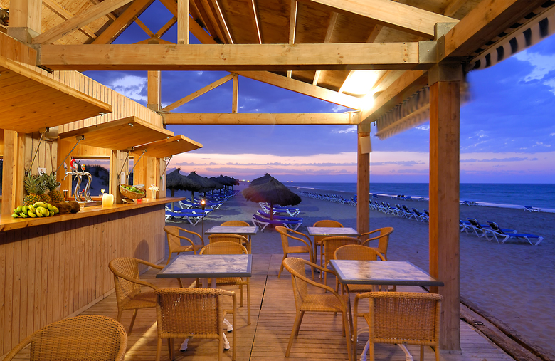 Oliva Nova Golf Beach & Golf Hotel