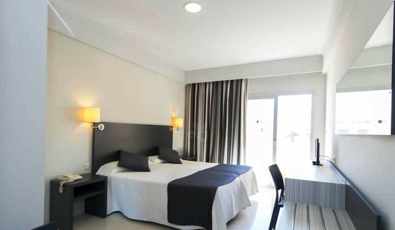 Hotel Los Robles