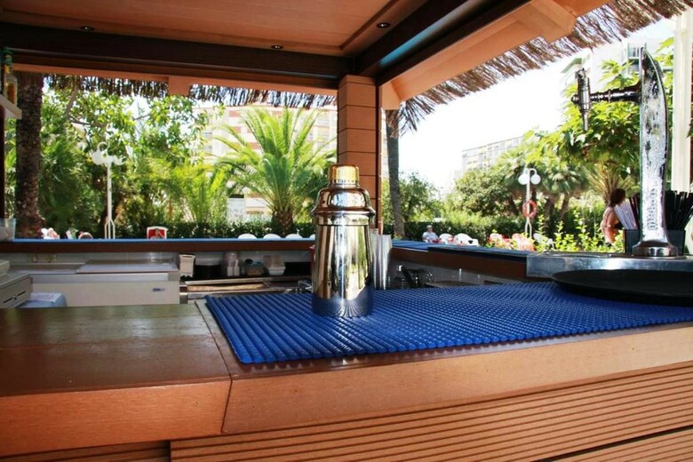 Hotel Los Robles
