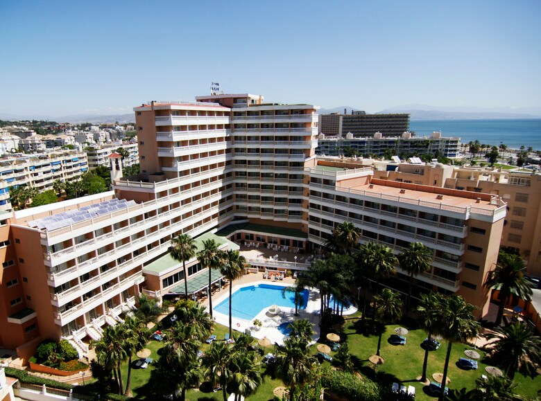 Hotel Parasol By Dorobe