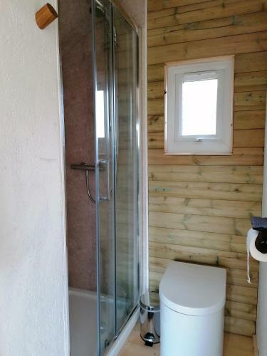 Dryw Bach Glamping Hut