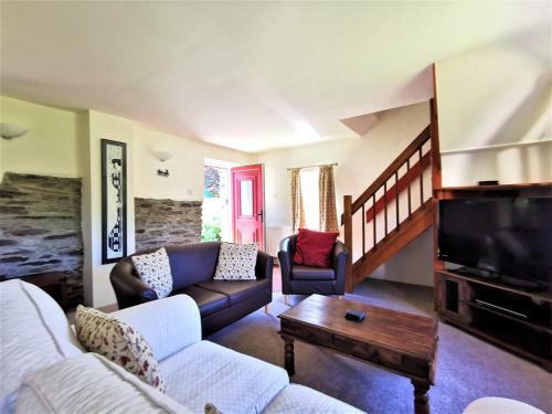 Honeysuckle - 2 Bedroom Cottage - Llanfyrnach