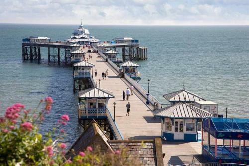 Beautiful Townhouse On The Great Orme, Llandudno Pet Friendly