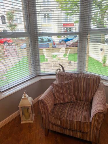 The Snug Garden Apartment