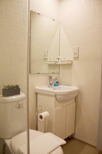 Hostal Renshaw Guest House