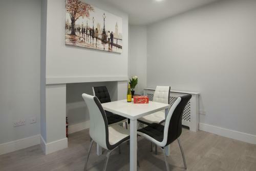 15 Selwyn Street, Luxury House