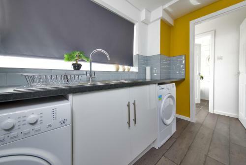 Stylish And Comfortable Home Away From Home
