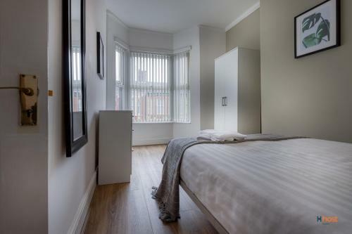 Host Liverpool - Cecil Terrace House
