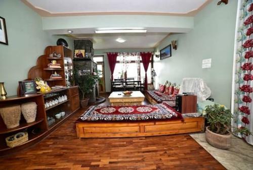 Mendo Lamu Home Stay.