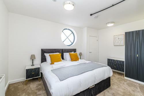 Residential Estates Walton Building Apartments