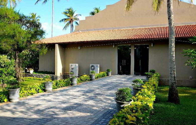 Palm Village Hotel