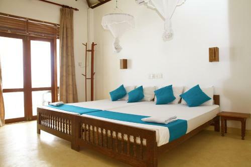 Hostal Beach Inns Holiday Resort