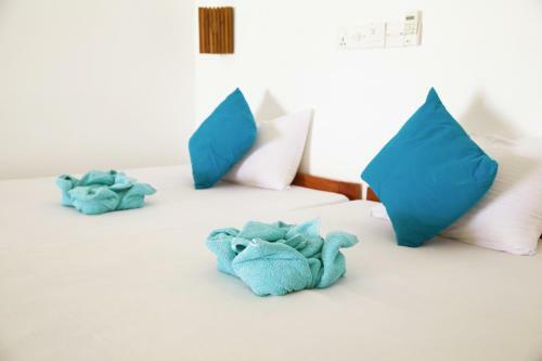 Hostal Beach Inns Holiday Resort