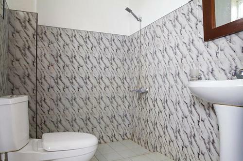 Hostal Beach Inns Holiday Resort