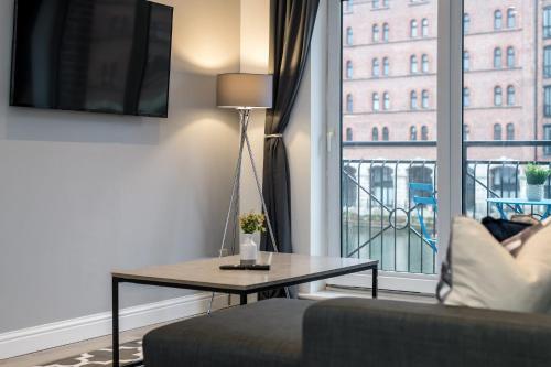 Apartamento Gorgeous 2 Bed Apt - Waterfront, Parking & Balcony - Sleeps 6!