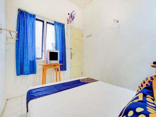 Hotel Spot On 90349 Edotel Tebe Syariah