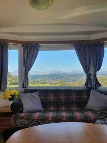 Snowdonia Get-away With Breathtaking Mountain Views