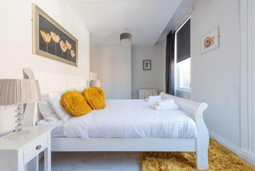 Diamond House Apartments
