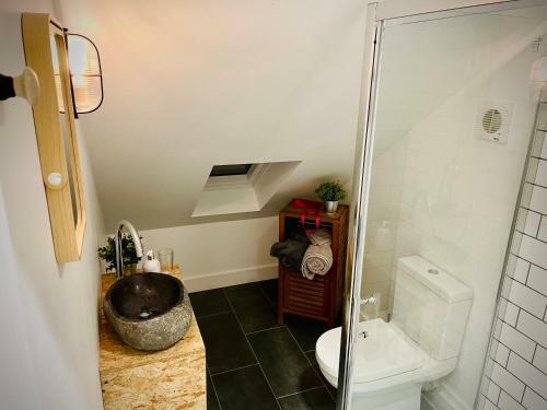 The Shed -an Inspirational Studio In The Chilterns