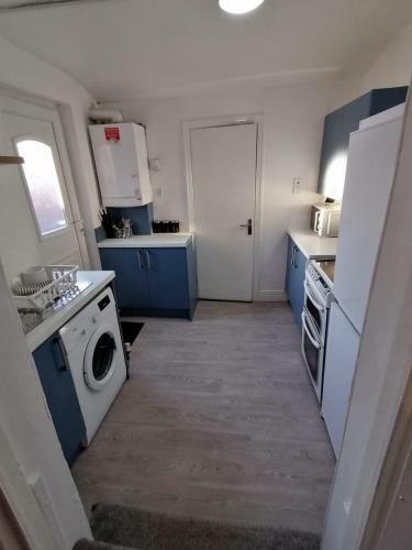 Apartamento 7 Beds Sleeps 9 2 Miles (7 Mins) From Newcastle Centre