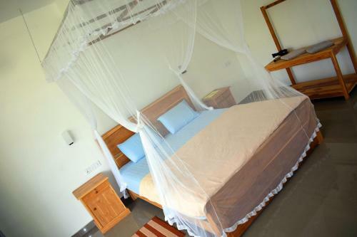Bed & Breakfast Raveena Guest House