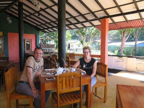 Hostal Ella Forest Paradise Hotel