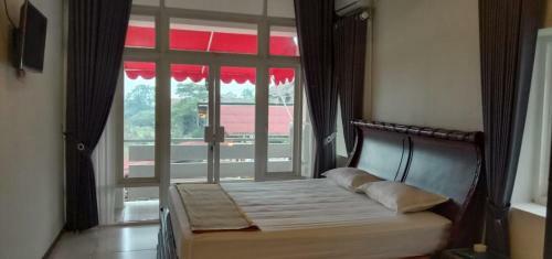 Jaden Hotel & Resort