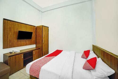 Hotel Oyo 90515 Indah Guest House