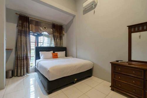 Hotel Koolkost Syariah 1000 House - Minimum Stay 6 Nights