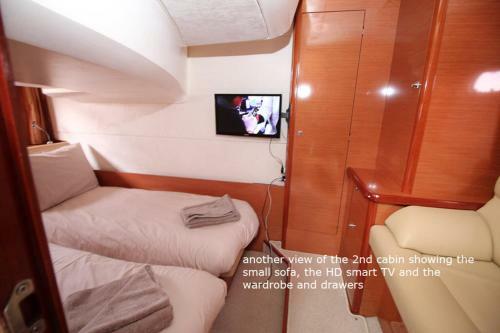 Zen Dog Luxury Motor Yacht