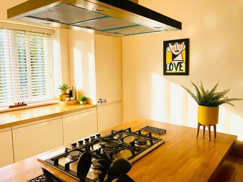 Apartamentos The Duplex Margate, Outside Deck, Free Mini Bar & Air Conditioning